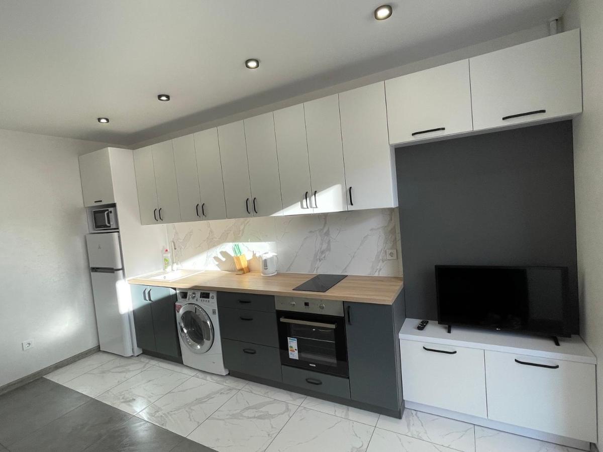 Apartment Premium In Center Ιβανό-Φρανκίβσκ Εξωτερικό φωτογραφία