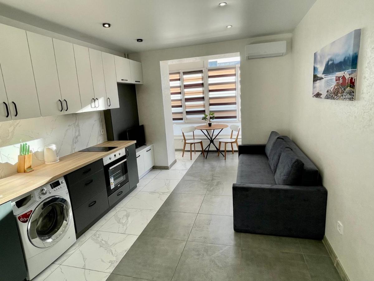 Apartment Premium In Center Ιβανό-Φρανκίβσκ Εξωτερικό φωτογραφία