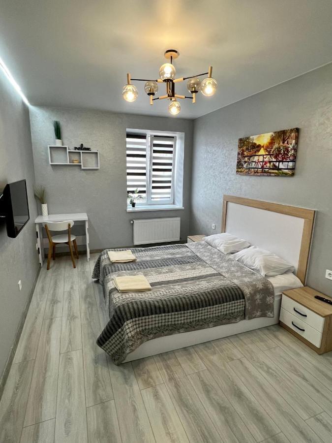Apartment Premium In Center Ιβανό-Φρανκίβσκ Εξωτερικό φωτογραφία